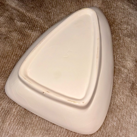 Candy Corn Dish - Picture 2 of 4